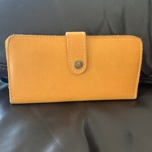 Portland Leather Tan Wallet